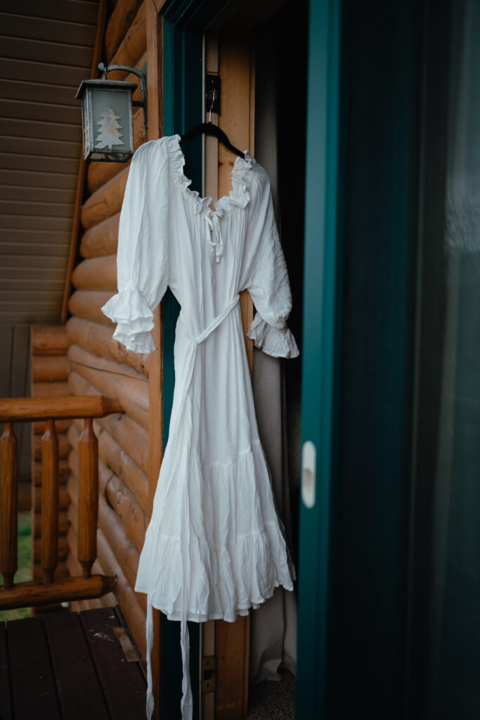 Motherhood Gown available to borrow for motherhood, newborn and maternity photography sessions