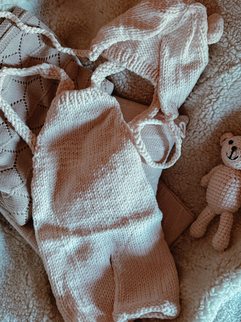 Newborn outfit for newborn photography session